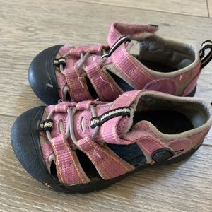 Toddler Keen